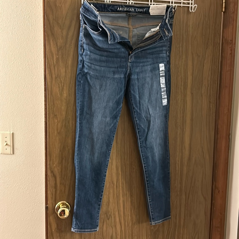 NWT American eagle jeggings size 8short